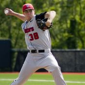 Danny Burawa Recalled by Atlanta Braves, Throws Two Shutout Innings in Debut