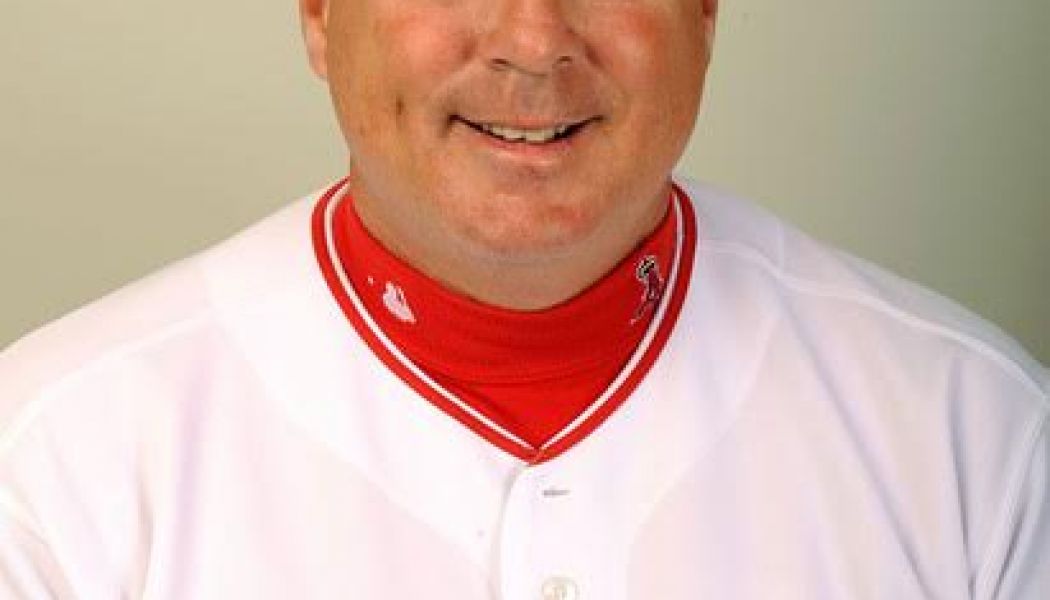 Mike Scioscia to Speak at Ward Melville