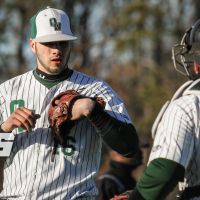 Farmingdale and Old Westbury Split a Tightly-Contested Doubleheader