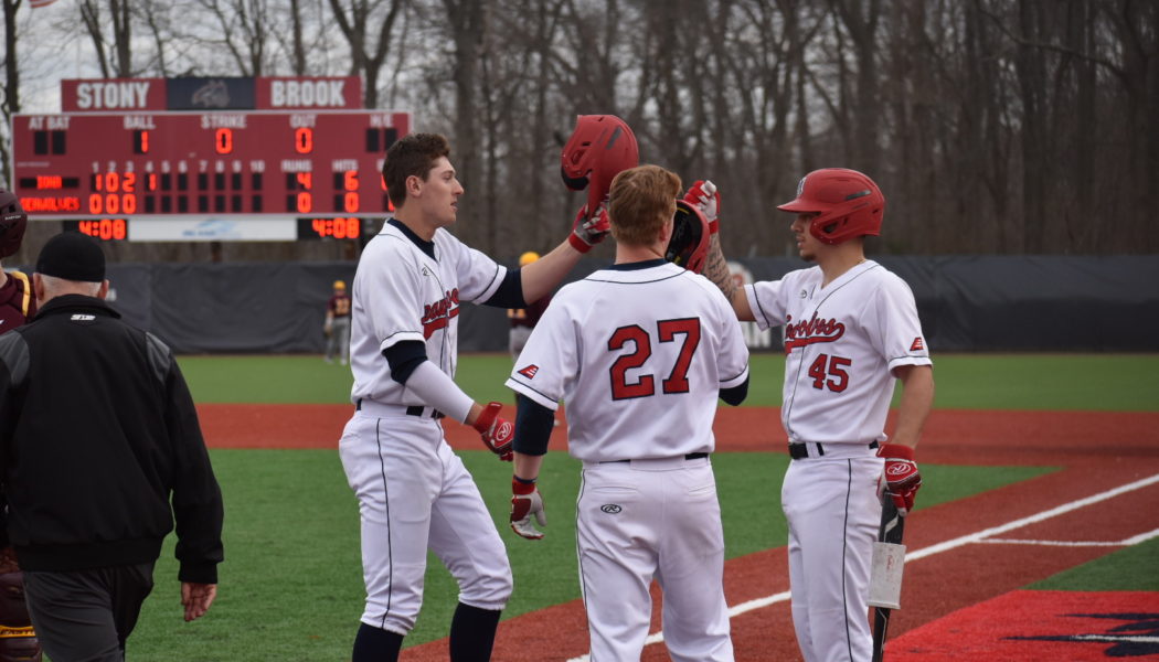 Offense Comes To Life in Stony Brook’s 9-4 Victory Over Iona