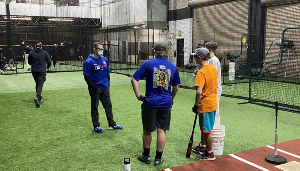 Anthony Iapoce Hosts Hitting Clinic at Max Effort Baseball