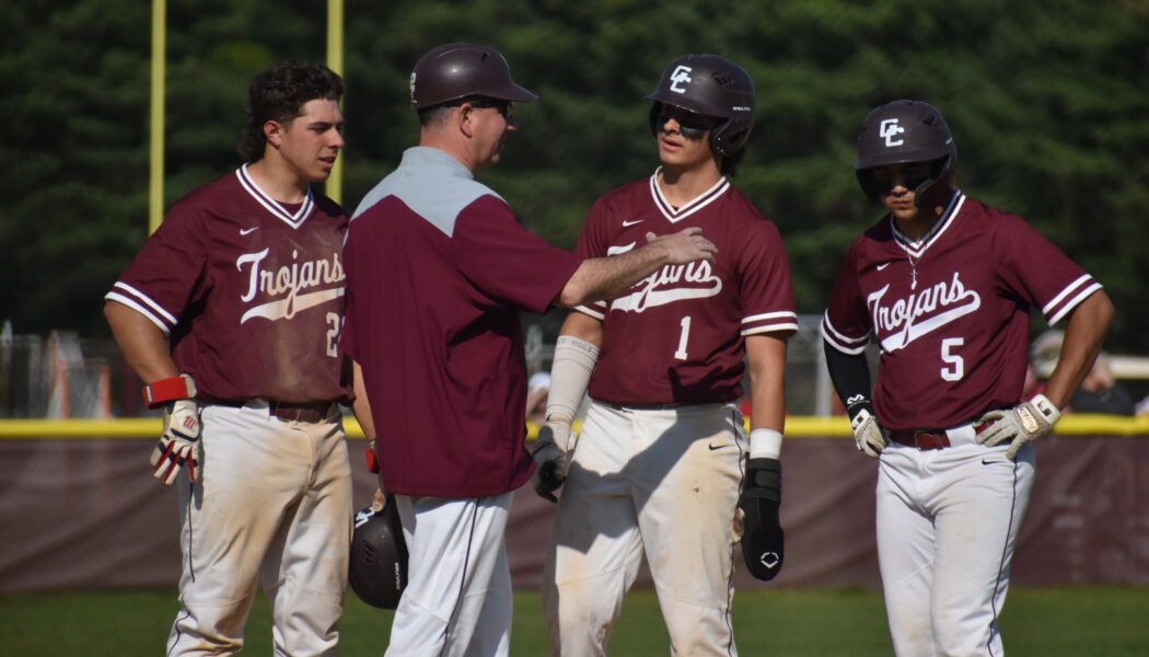 GAME RECAP: Garden City Comes-From-Behind to Defeat Mineola, 4-3